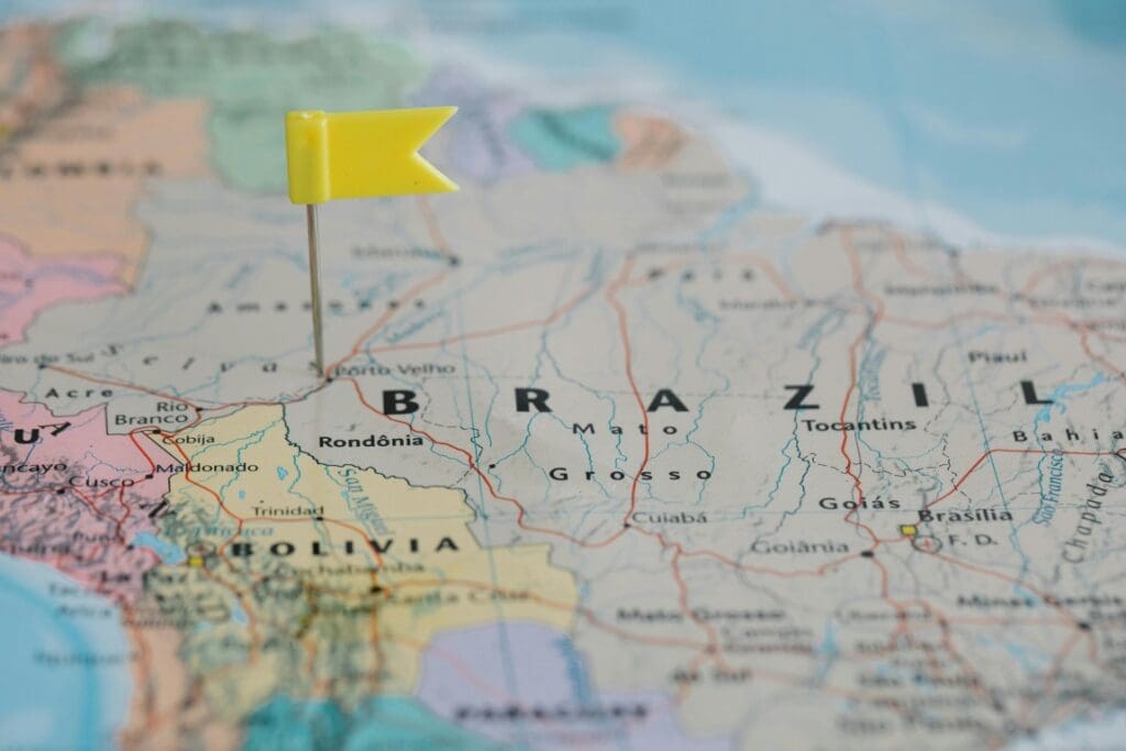 Image: Yellow flag pinned in Brazil map