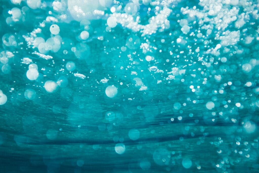 Image: underwater photography of water bubbles