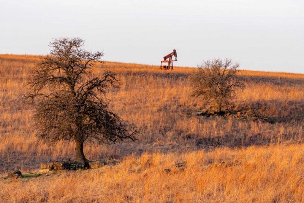Image: An oil well in Oklahoma