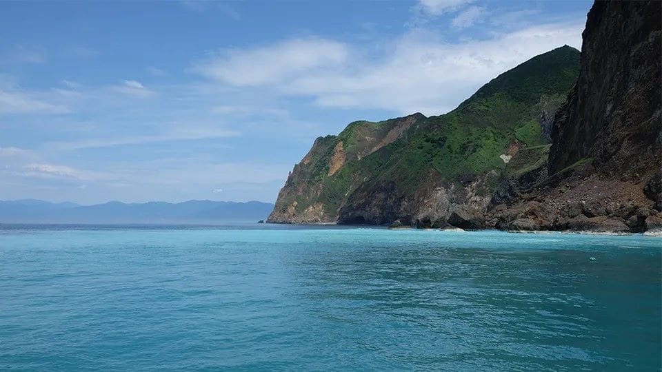 Image: White waters of Kueishantao