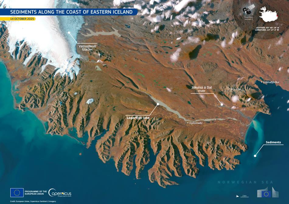 Satellite Image: Jökulsá á Dal River, Lagarfljót Lake & Vatnajökull Glacier, Iceland