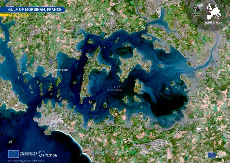Home Satellite Image: Gulf of Morbihan, France