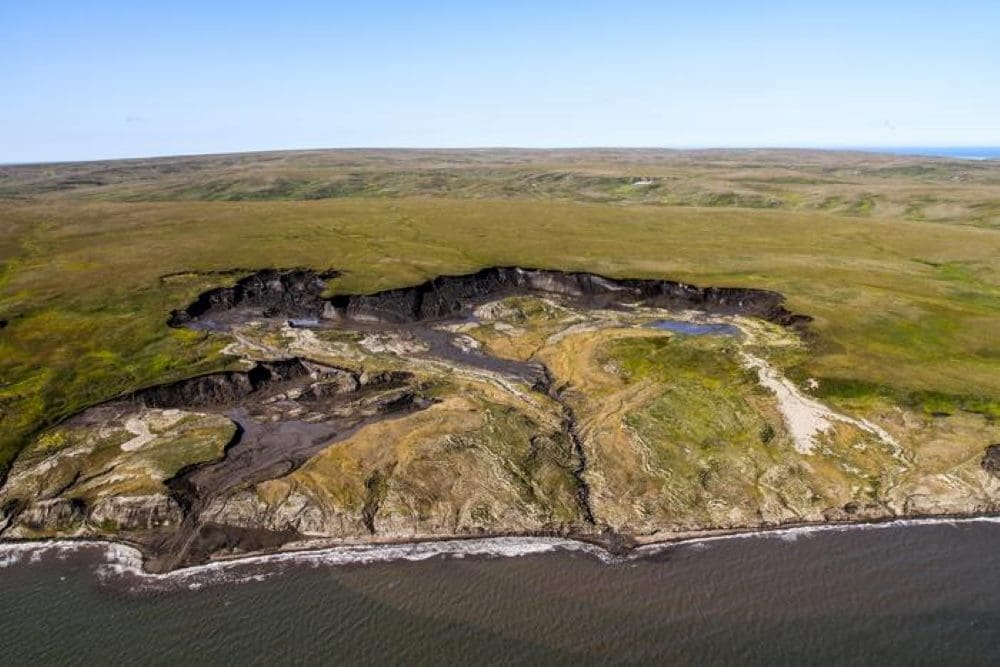 Home Image: Eroding permafrost coast Herschel Island